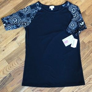 🦄 LuLaRoe Floral Sleeve Gigi Black